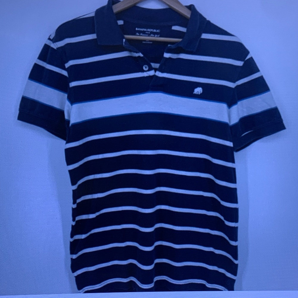 Banana Republic Men’s Navy and White Striped Polo